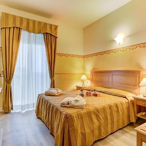 Double or Twin Room Balcony